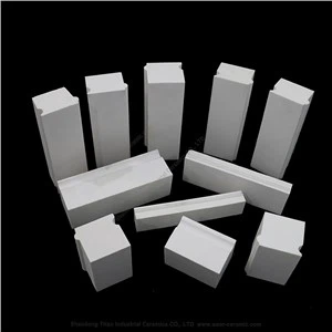 Batu Bata Lapisan Keramik Alumina Kemurnian Tinggi Untuk Ball Mill